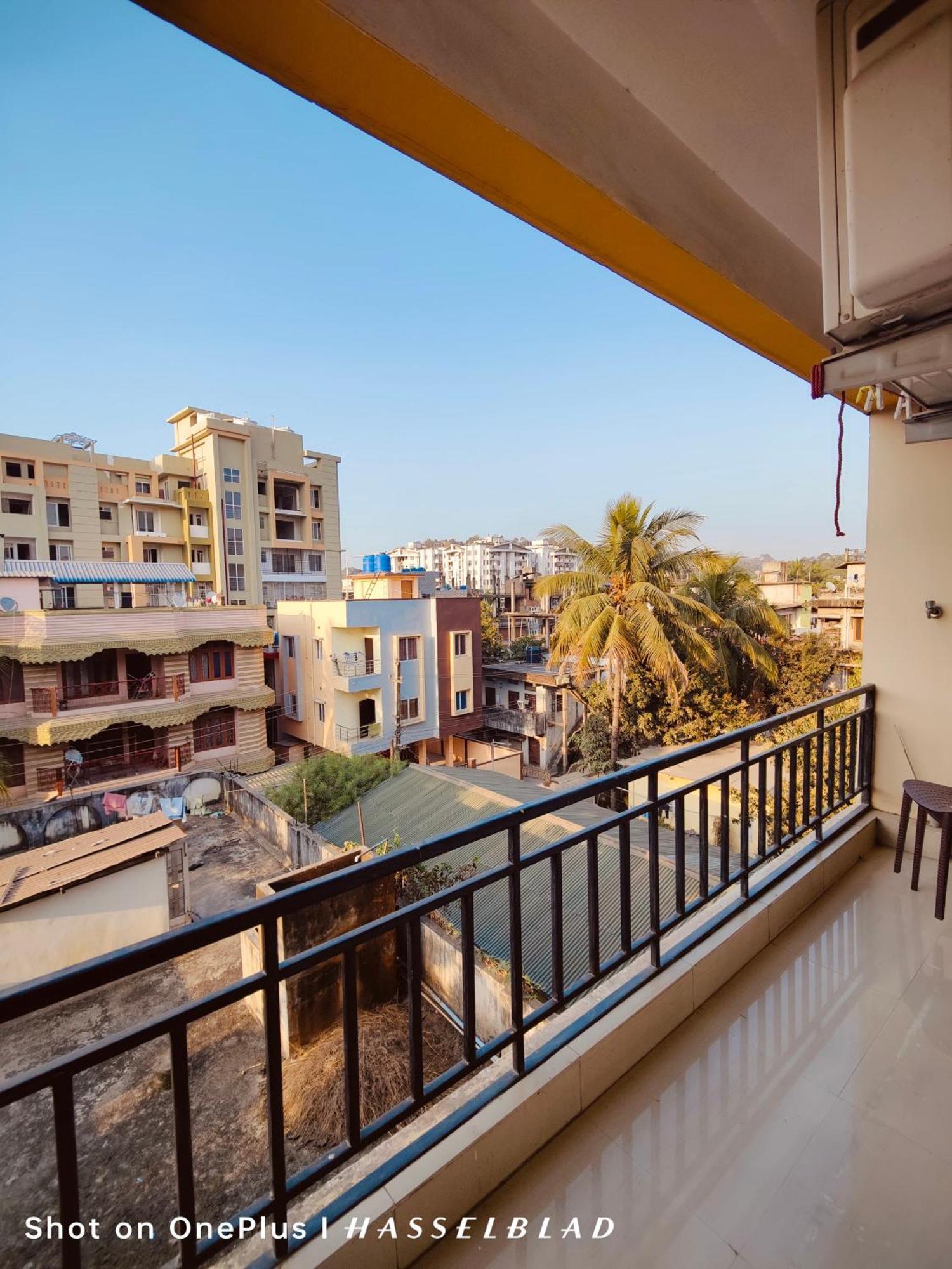 Dreams Abode Studio Apartment Guwahati Exteriör bild